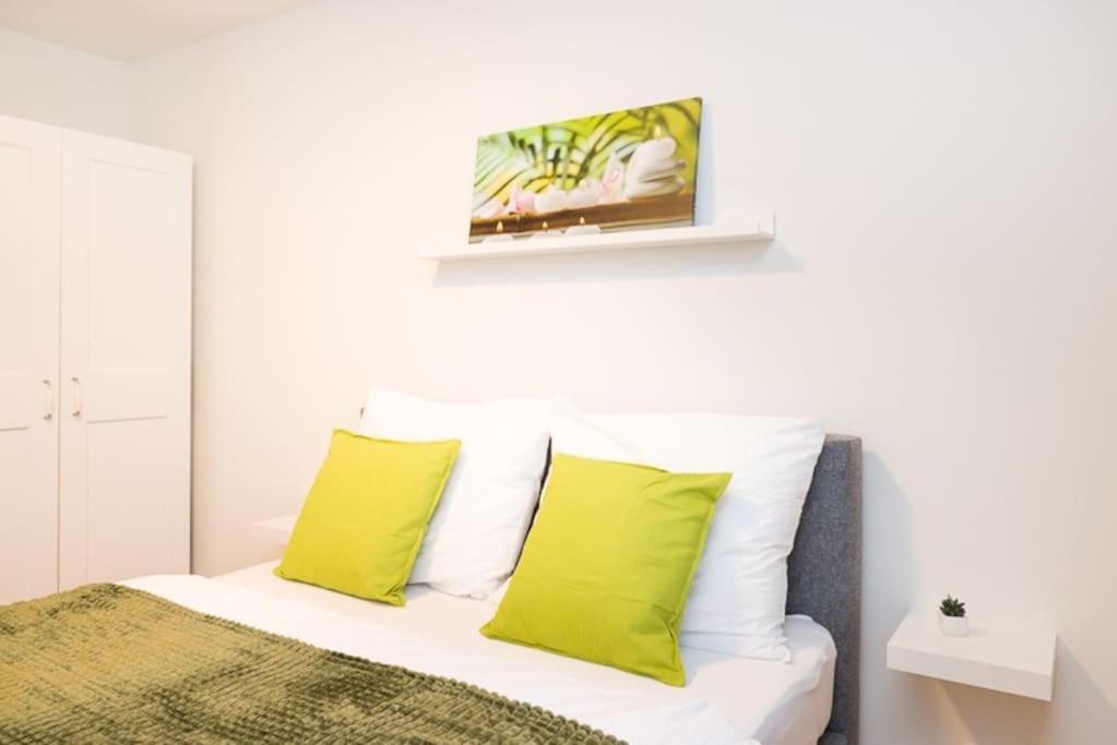 Premium City Apartment With Balcony! Free Garage Parking Included! Vienna Exterior photo