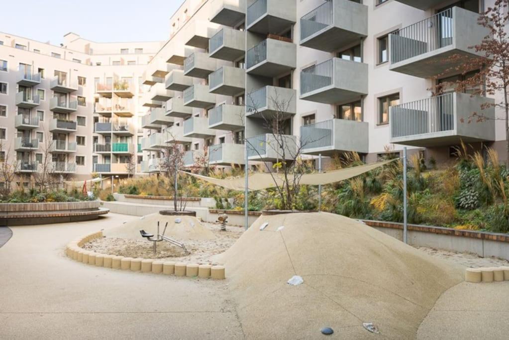 Premium City Apartment With Balcony! Free Garage Parking Included! Vienna Exterior photo